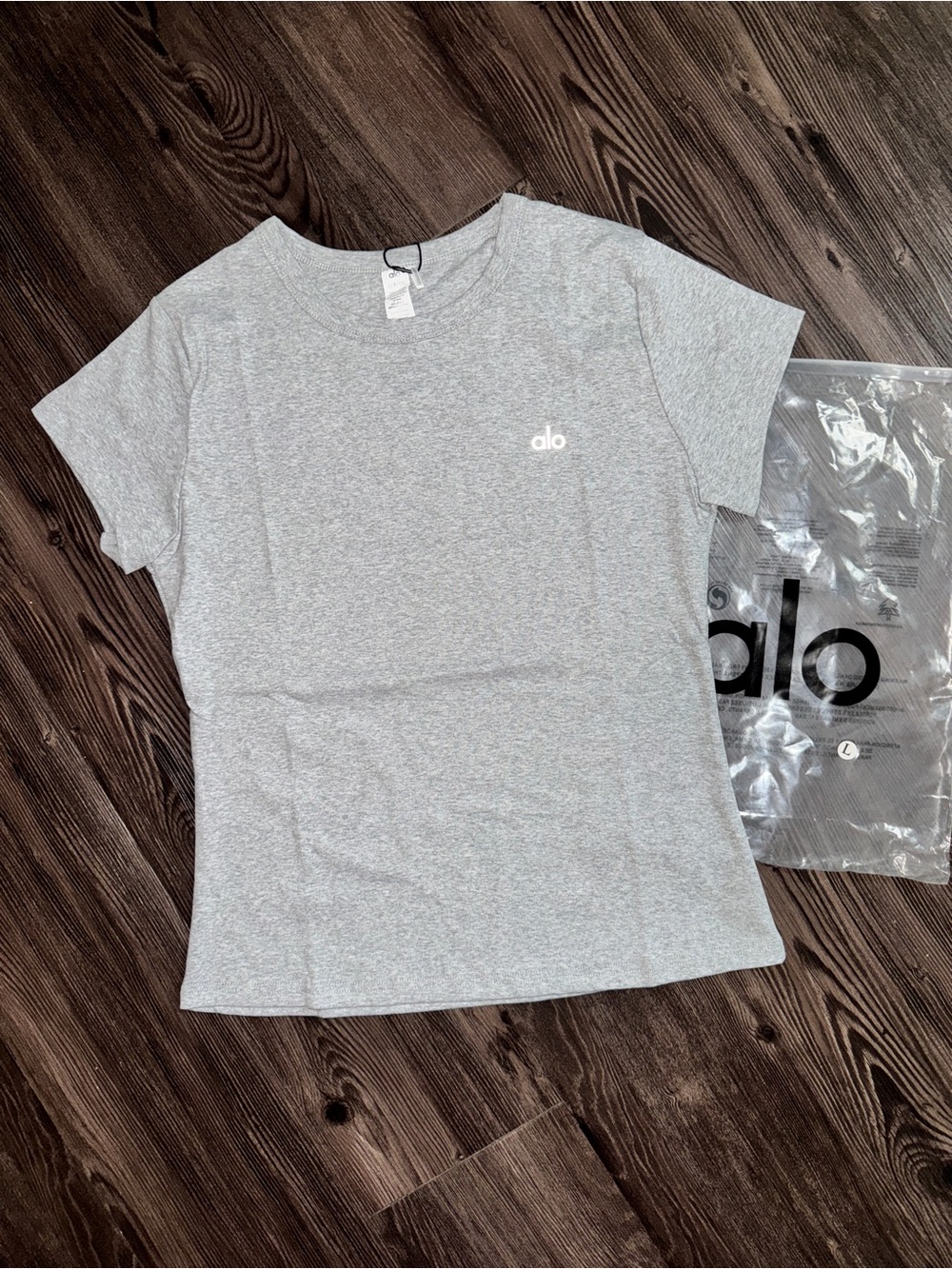 ALO Yoga Heather Gray Short Sleeve Logo